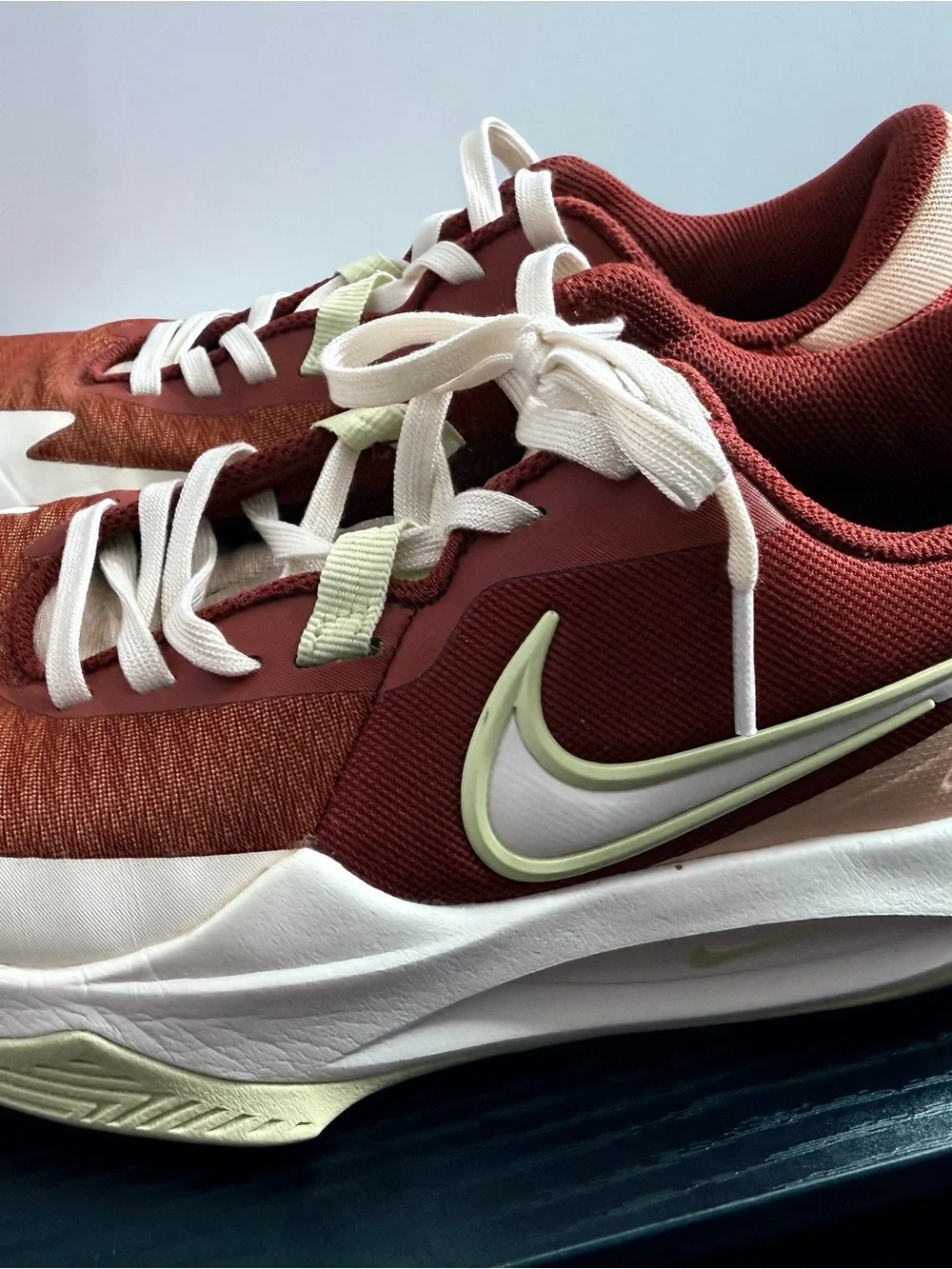 Nike Women's Athletic Shoes - Rust and Cream